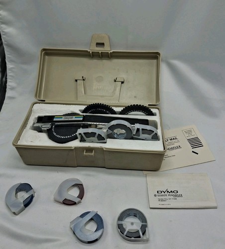 Dymo tapewriter label maker - dymo,